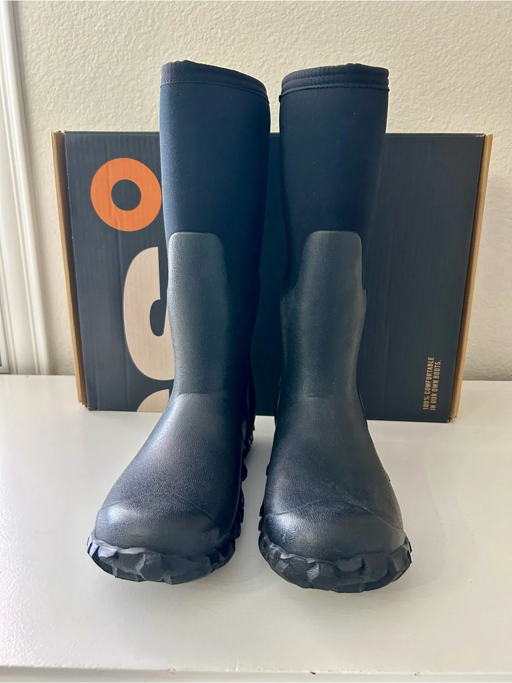Bogs Mesa Men’s Waterproof Boots, size 8, NEW